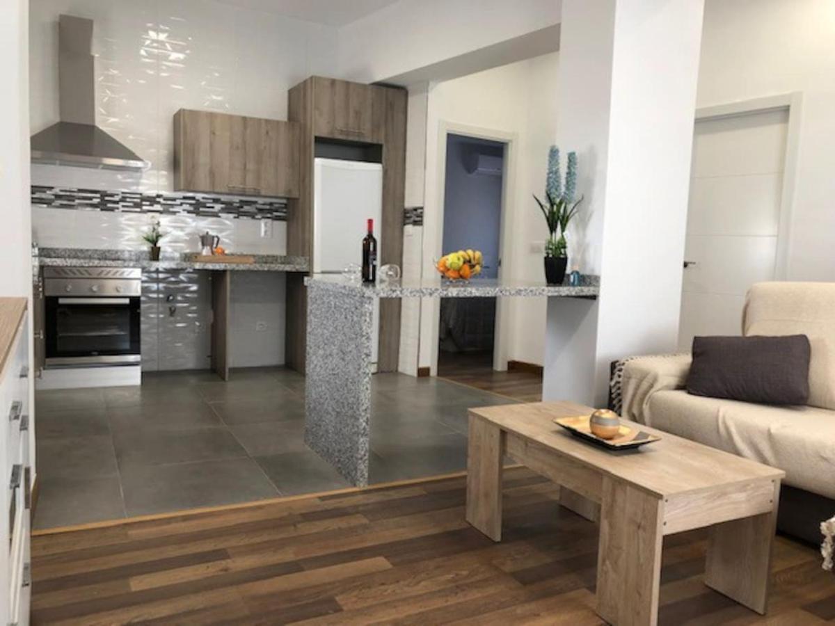 Rg Apartamentos Almeria Ngoại thất bức ảnh