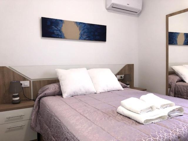 Rg Apartamentos Almeria Ngoại thất bức ảnh