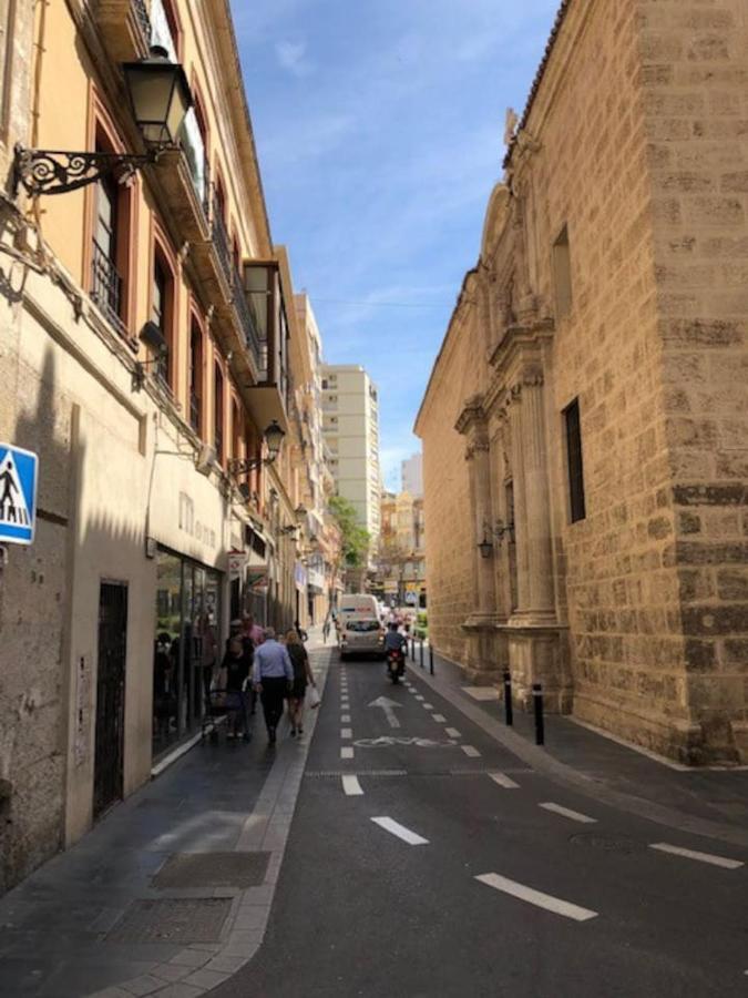Rg Apartamentos Almeria Ngoại thất bức ảnh