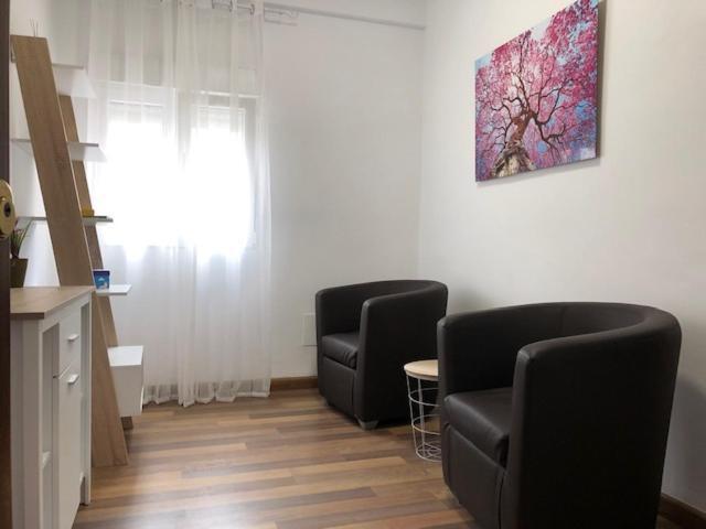Rg Apartamentos Almeria Ngoại thất bức ảnh